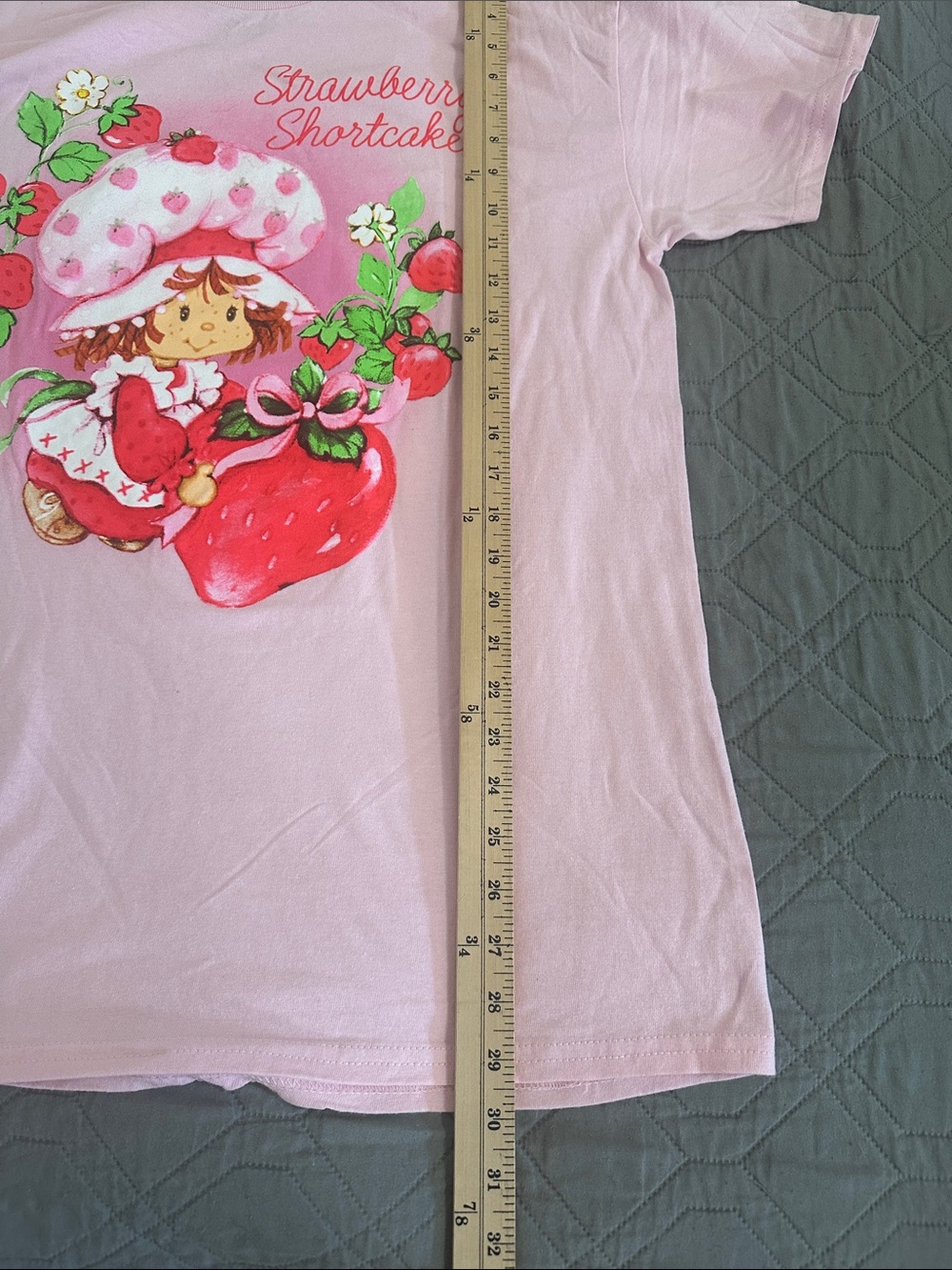 Strawberry Shortcake Shirt Women’s Size Large - Picture 3 of 6